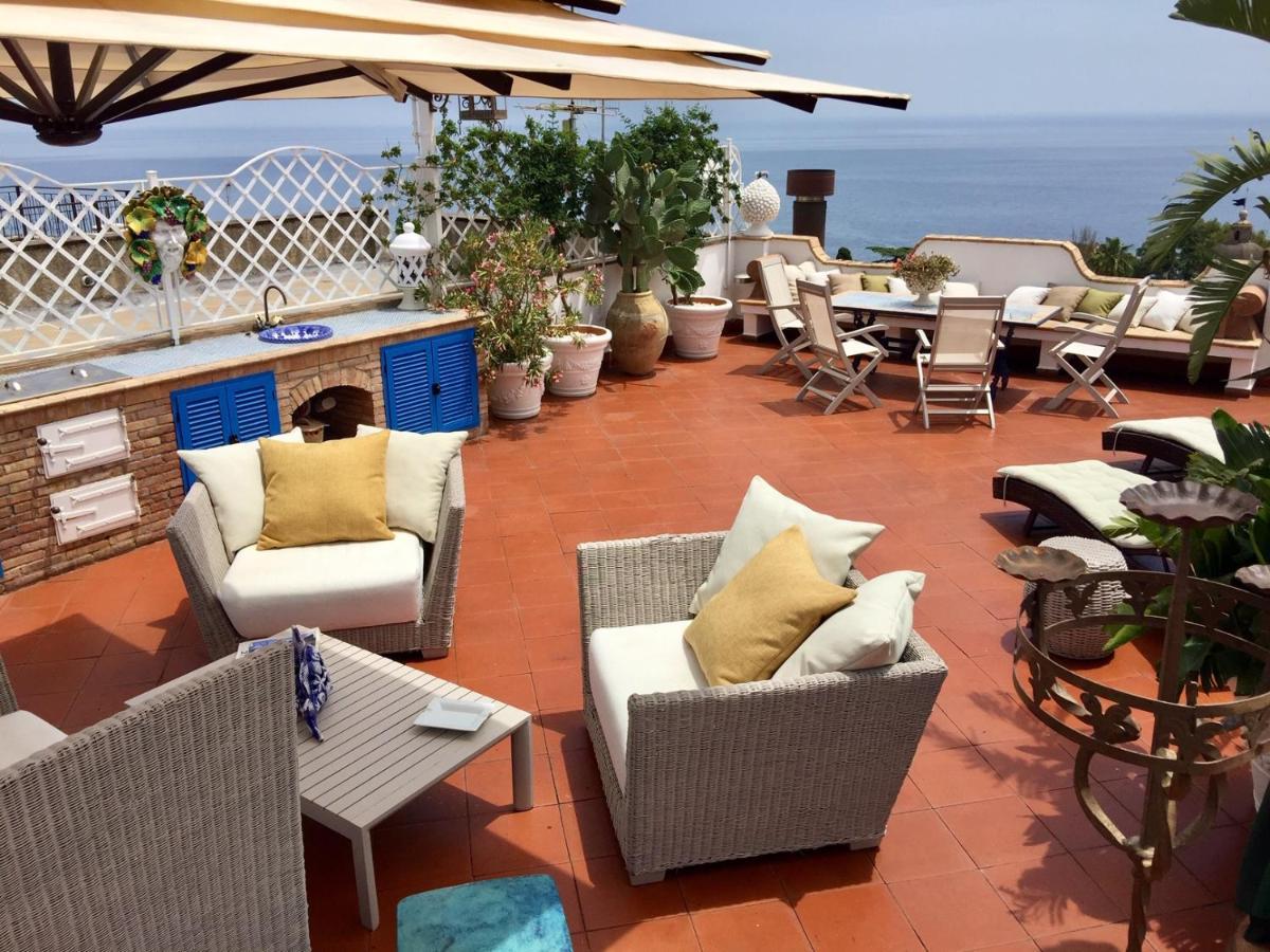טאורמינה Casa Arico & Shatulle Suites מראה חיצוני תמונה