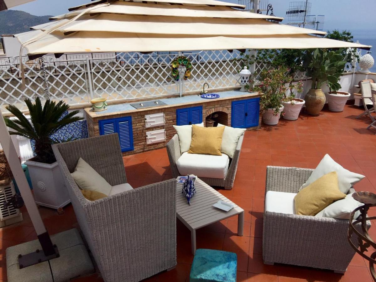 טאורמינה Casa Arico & Shatulle Suites מראה חיצוני תמונה